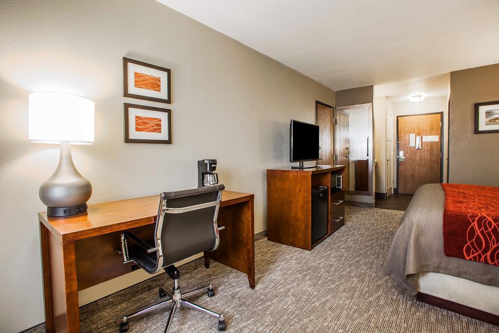 Comfort Inn Marshalltown South Екстер'єр фото