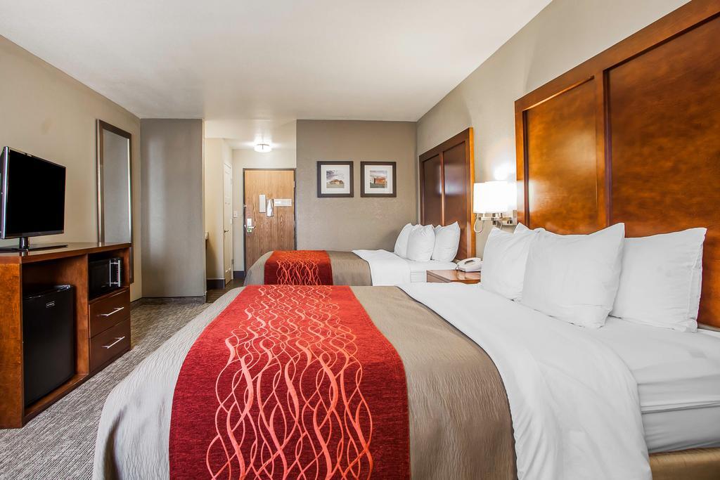 Comfort Inn Marshalltown South Екстер'єр фото